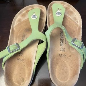 Gizah Birkenstock size 39 Light Green